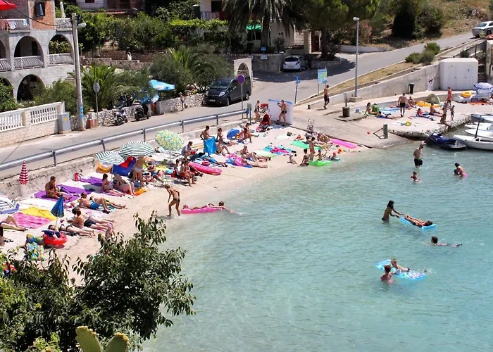 Mavarstica 17821a Апартаменты Трогир