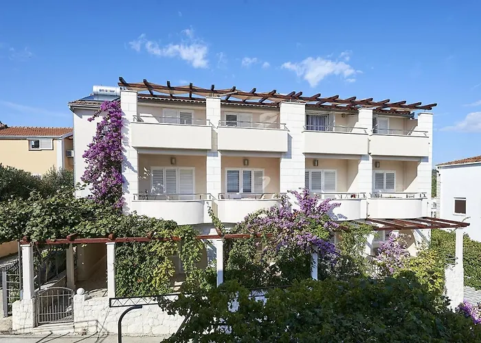 Апартаменты Mavarstica 17821a *