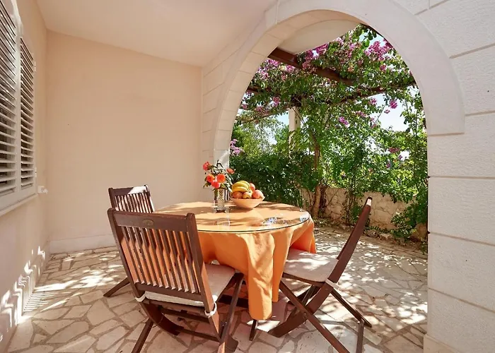 Mavarstica 17821a Апартаменты *