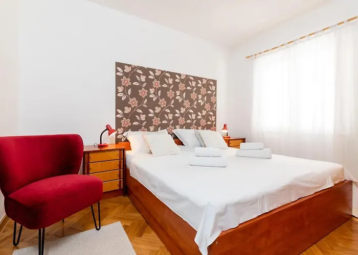 Mavarstica 17821a Апартаменты