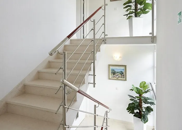 Mavarstica 17821a Апартаменты