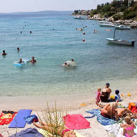 Mavarstica 17821a Appartement Trogir